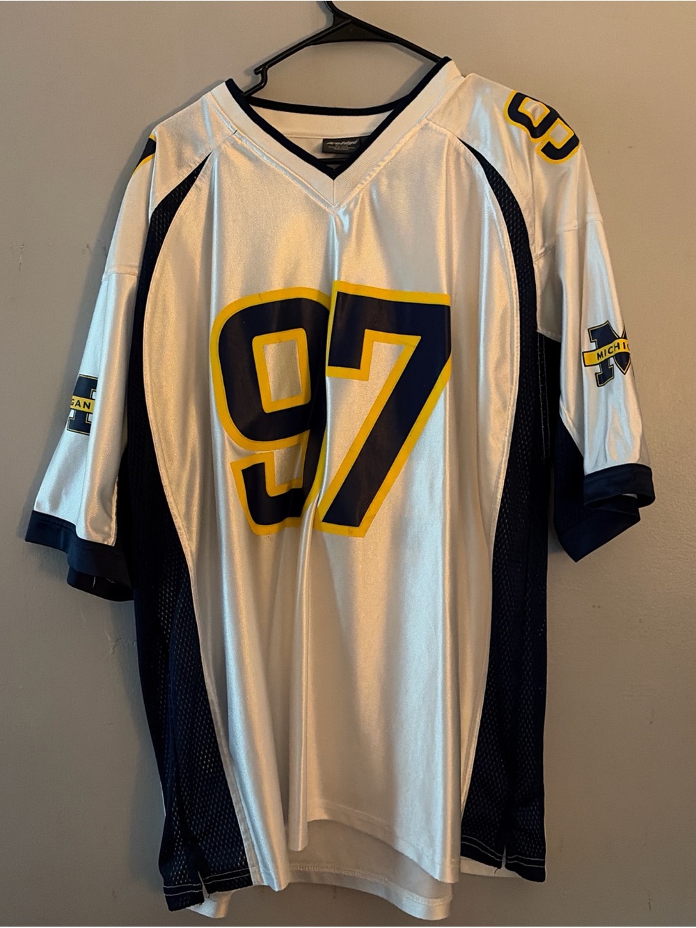 VINTAGE Pro Edge University of Michigan White Navy & Yellow Football Jersey